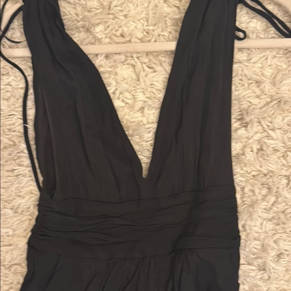 NWOT-Romper Chic Black Sleeveless Romper - Picture 9 of 13